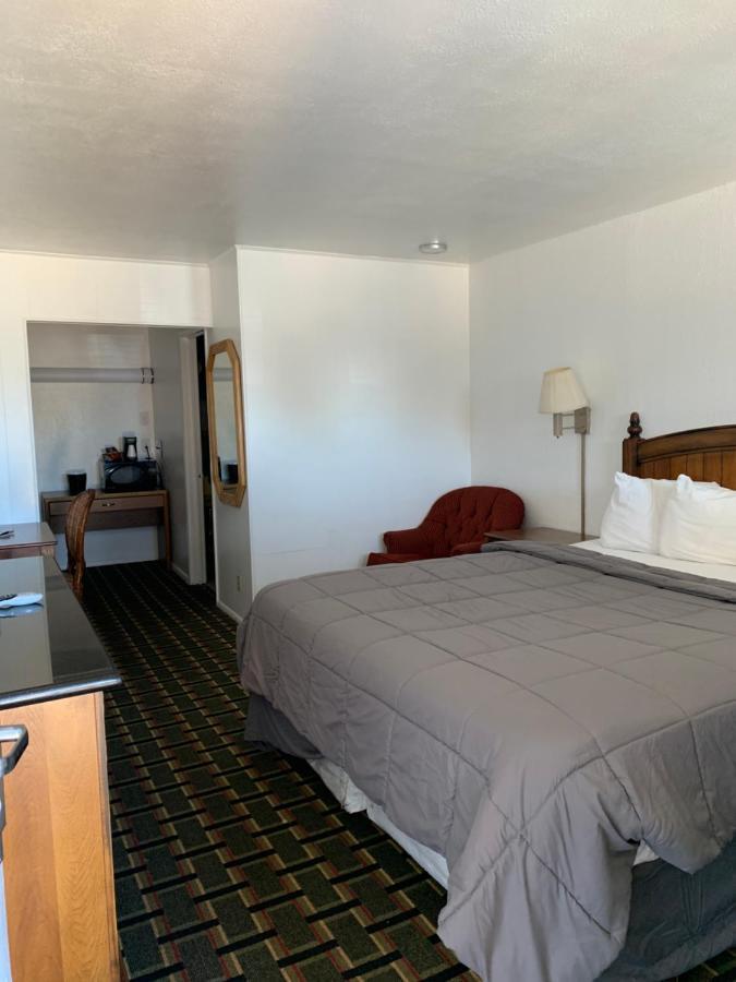 Rodeway Inn & Suites Raton Dış mekan fotoğraf