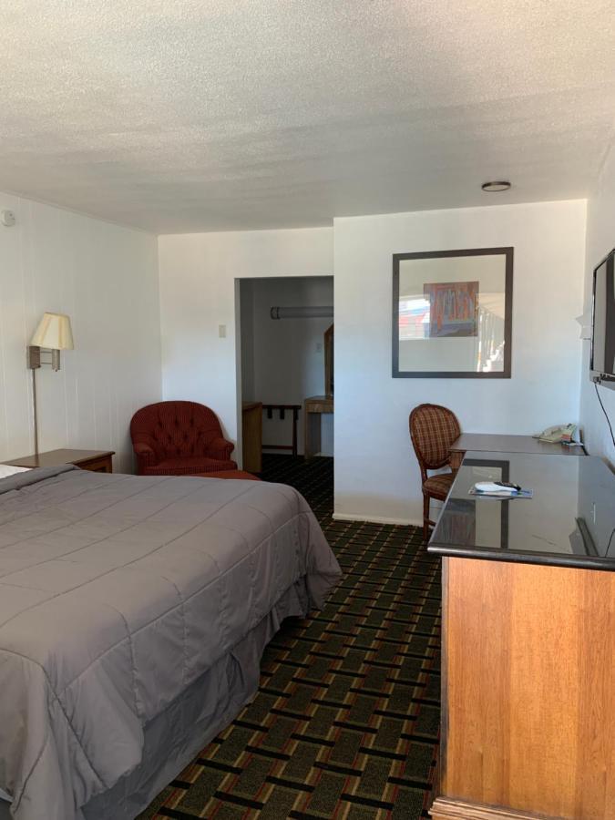 Rodeway Inn & Suites Raton Dış mekan fotoğraf