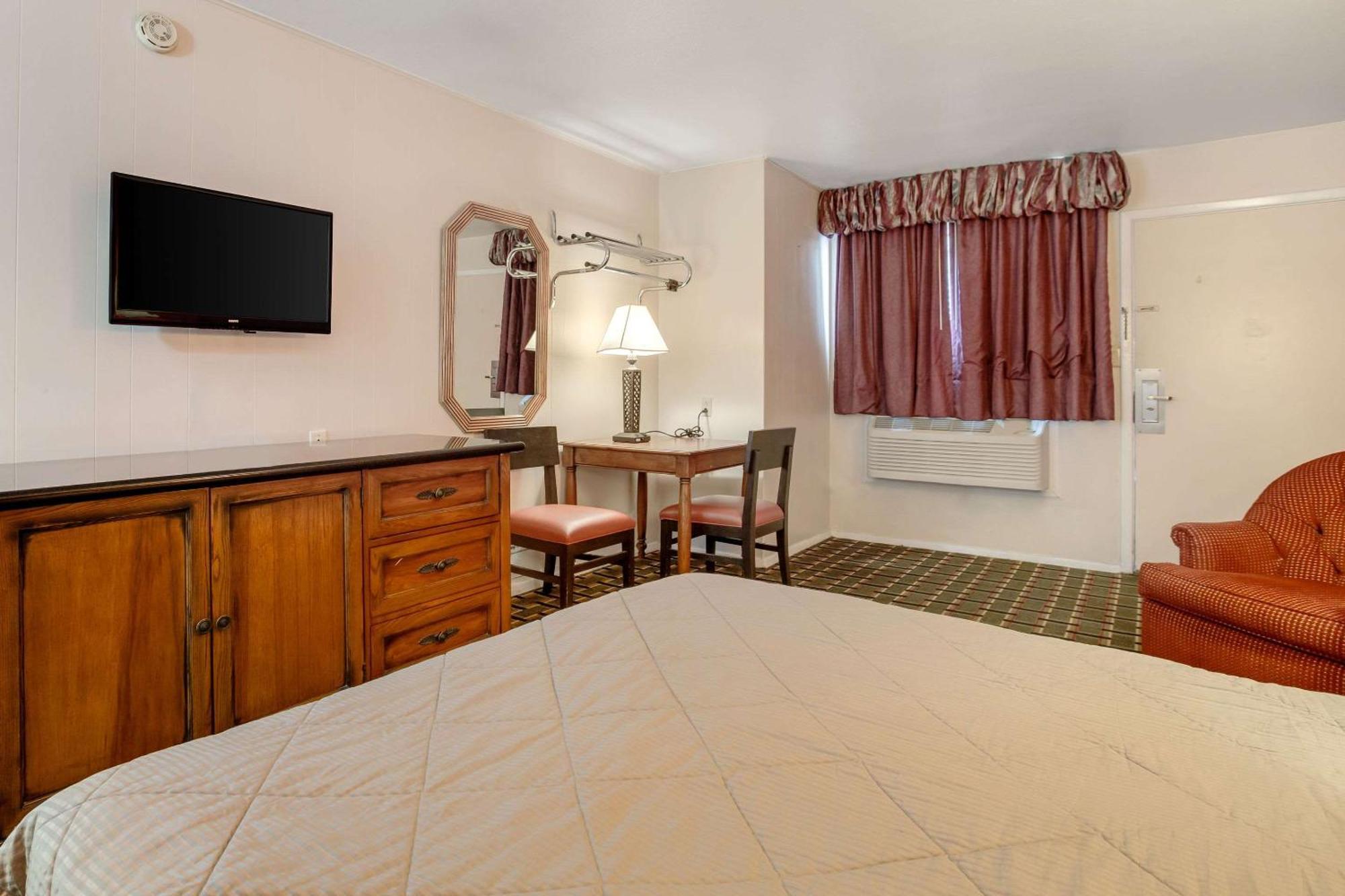 Rodeway Inn & Suites Raton Dış mekan fotoğraf